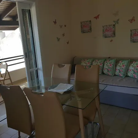 Apartmán Captivating 1-Bed Apartment In Glifada