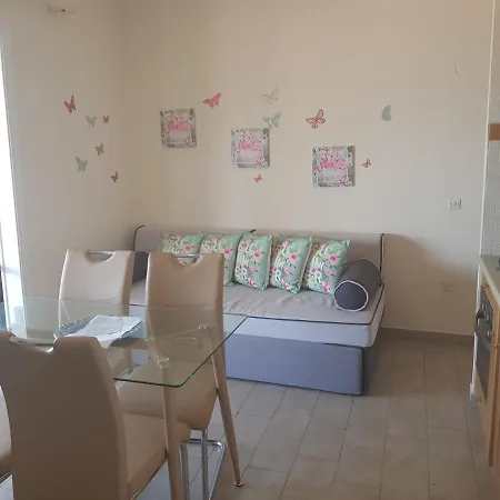 Apartmán Captivating 1-Bed Apartment In Glifada *