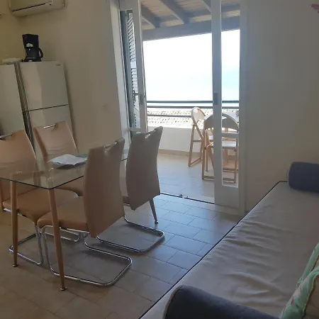 Captivating 1-Bed Apartment In Glifada Glyfada (Corfu)